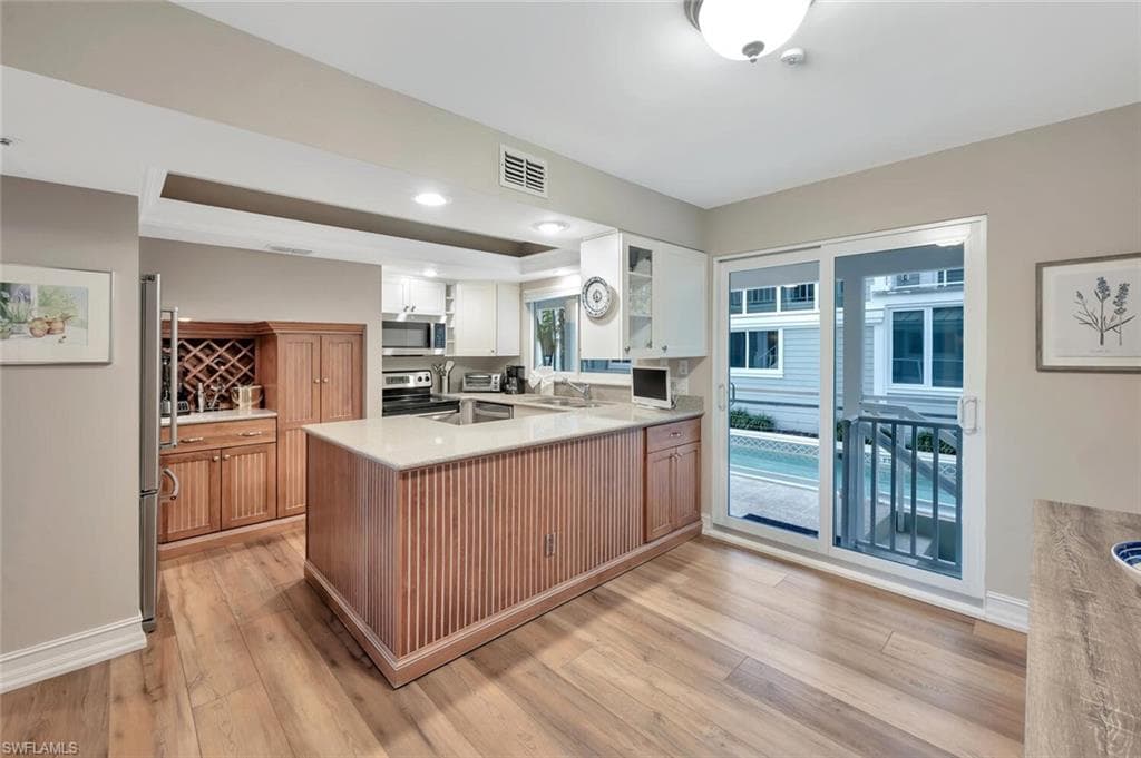 180 6th AVE S 3-10