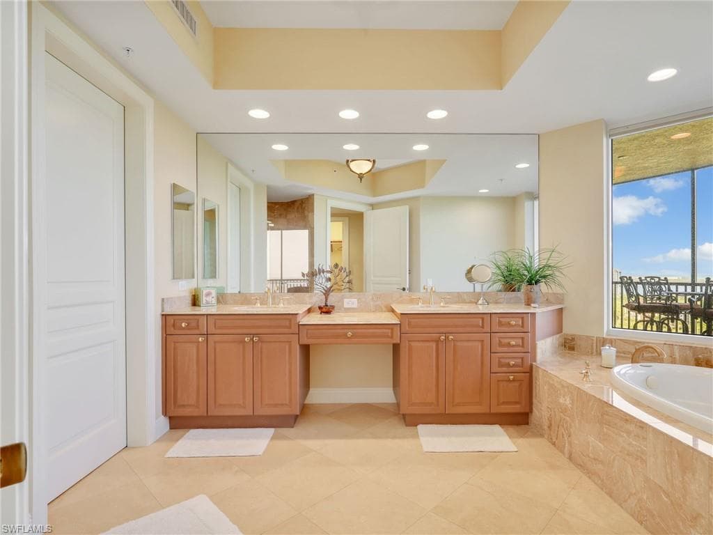 23750 Via Trevi WAY 1901-32