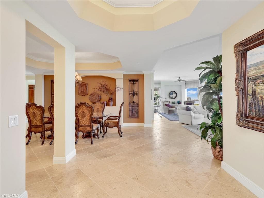 23750 Via Trevi WAY 1901-10