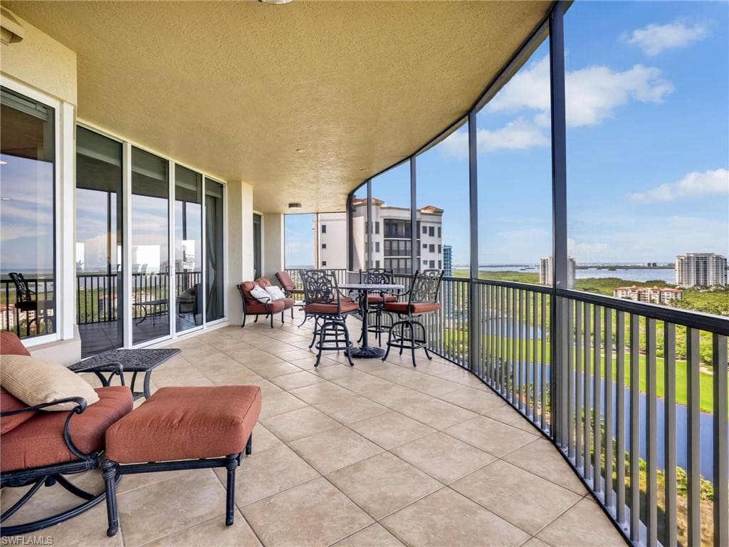 23750 Via Trevi WAY 1901-49