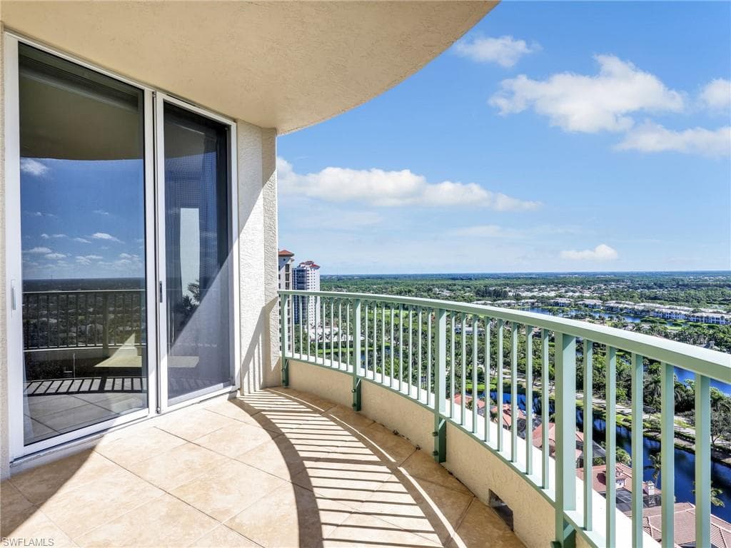 23750 Via Trevi WAY 1901-48