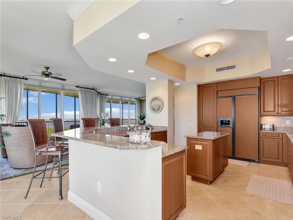 23750 Via Trevi WAY 1901-21