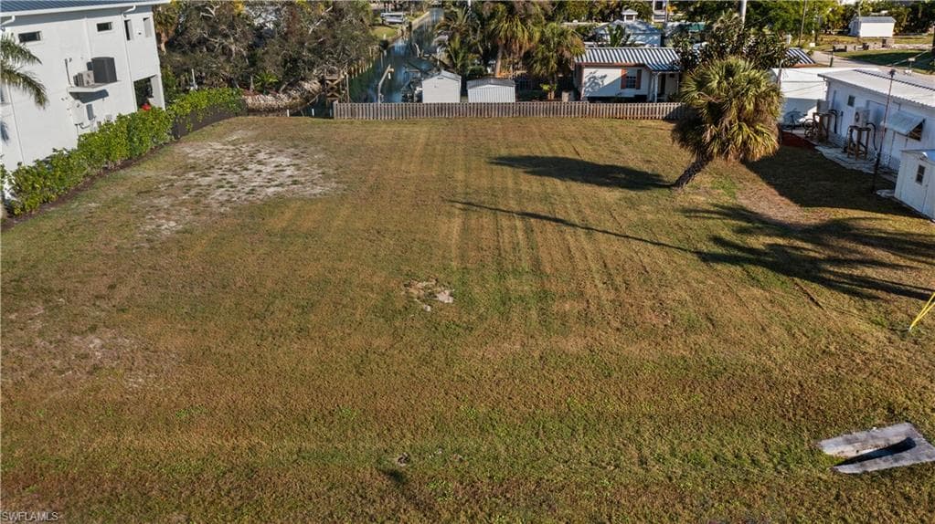 4460 Tarpon AVE-5