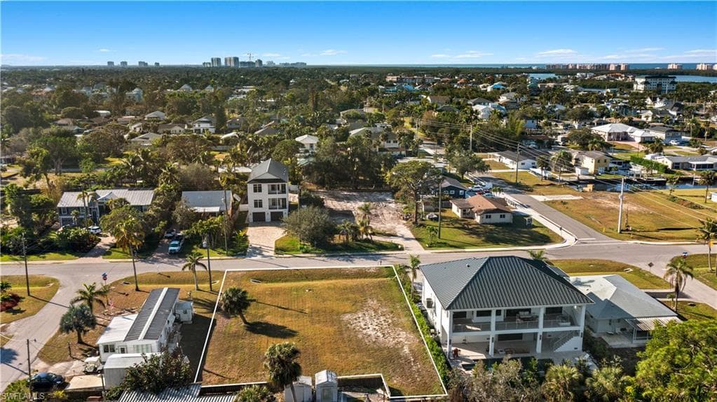 4460 Tarpon AVE-8