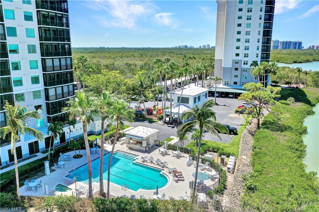 430 Cove Tower DR 403-26