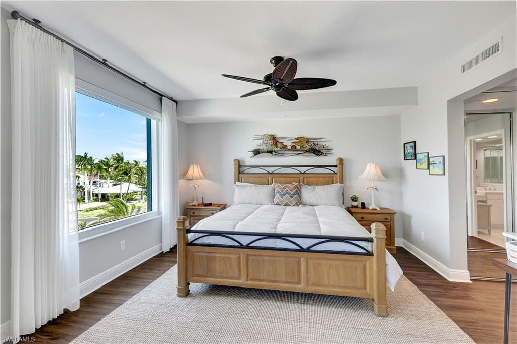 430 Cove Tower DR 403-18