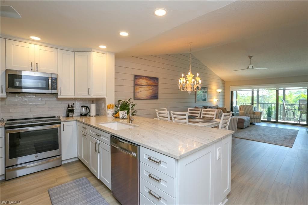 5733 Deauville CIR G308-1