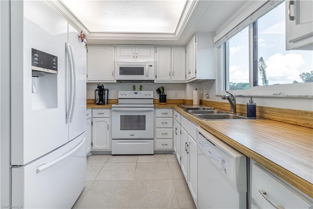7402 Lake Breeze DR 212-3