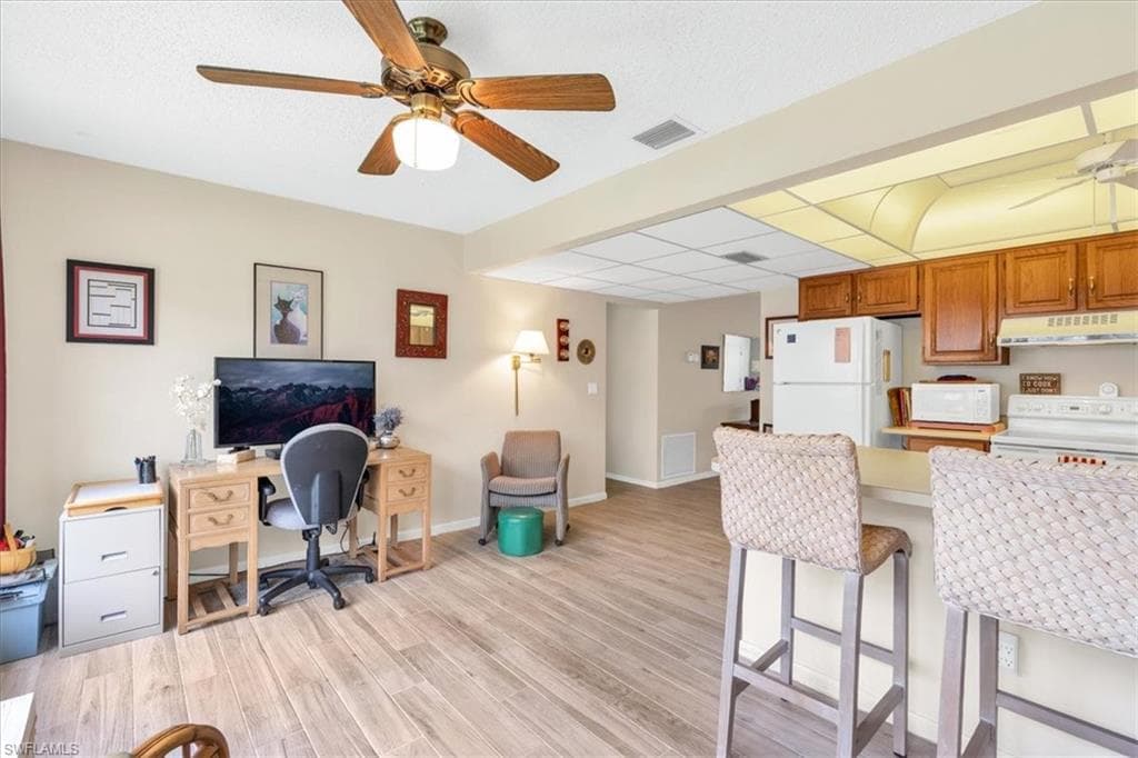 1376 S Brandywine CIR 4-10