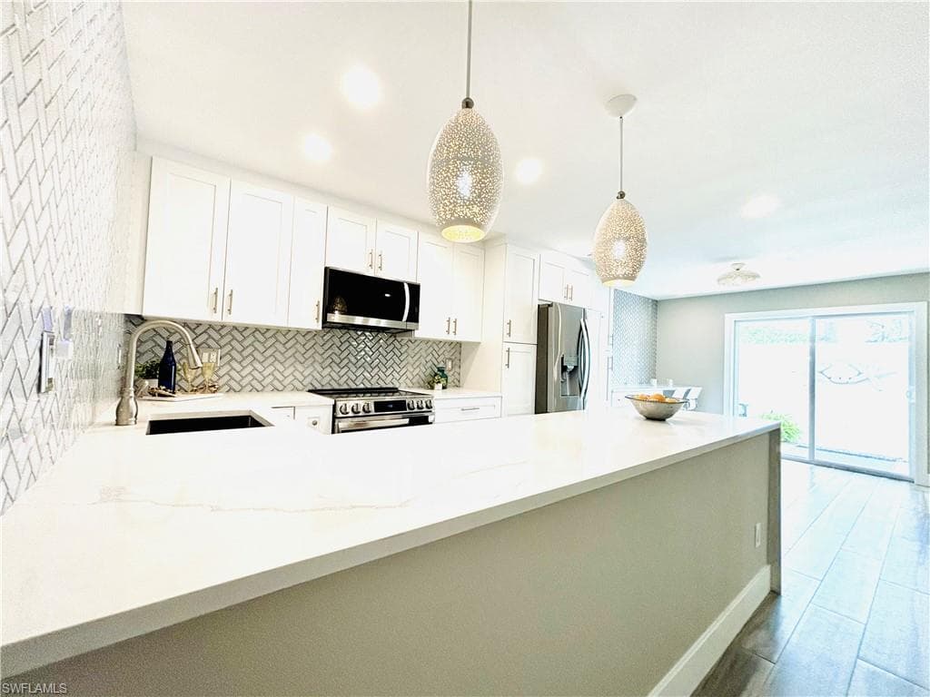 1455 Curlew AVE 1-1