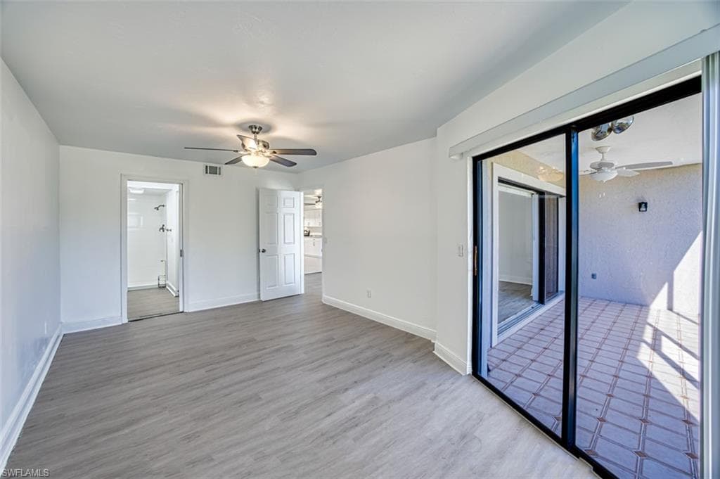 10022 Oxfordshire LN 105-22