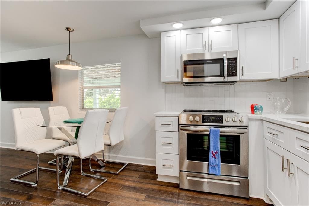 126 Andre Mar DR-12