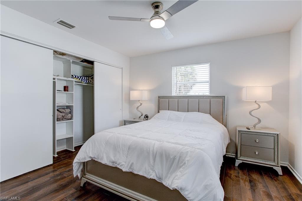 126 Andre Mar DR-29