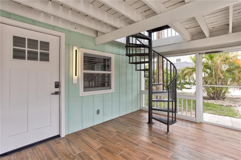 126 Andre Mar DR-4
