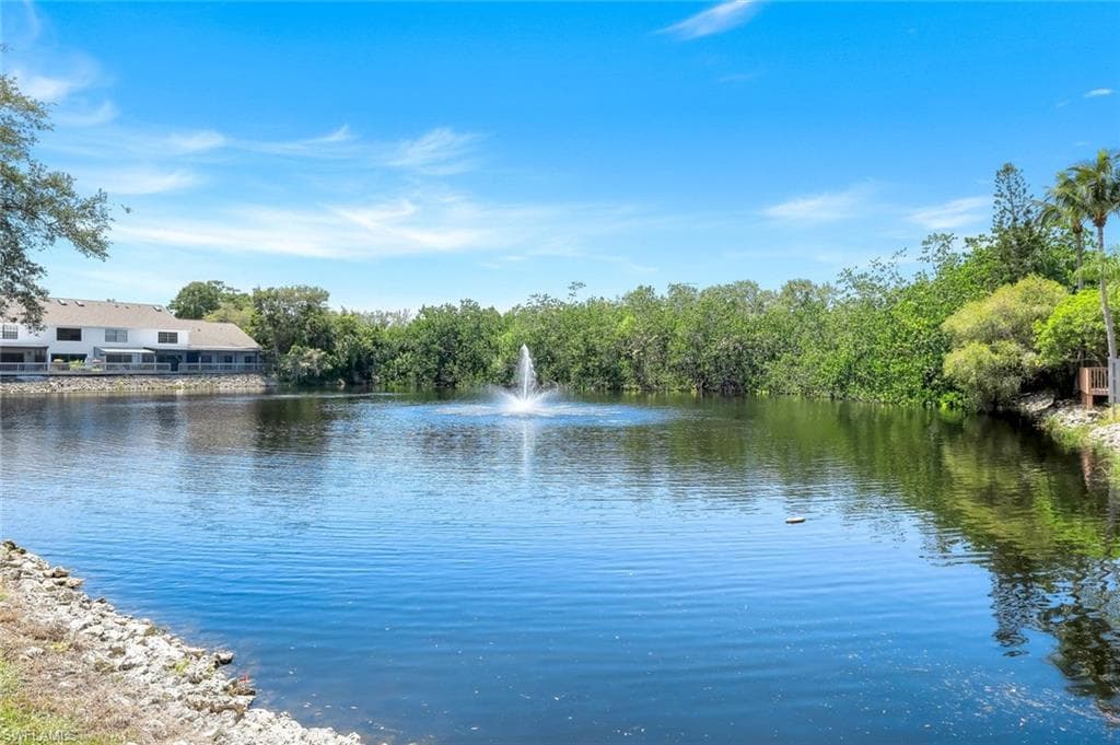 823 Meadowland DR H-16