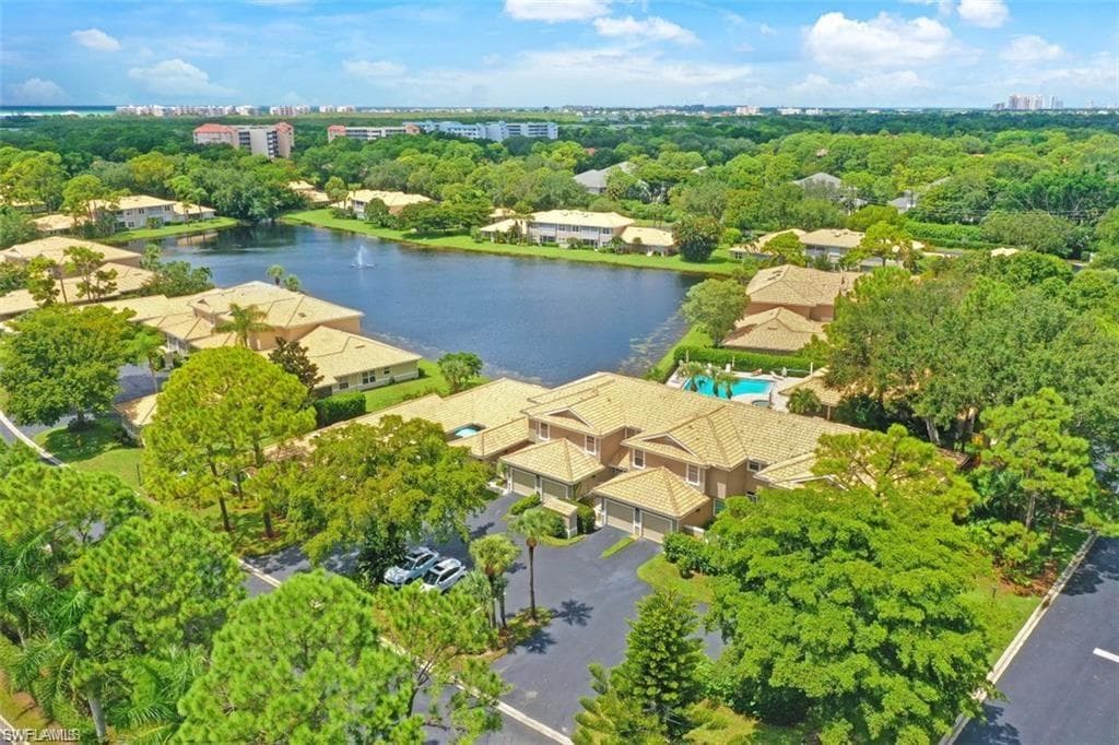 341 Emerald Bay CIR T5-21
