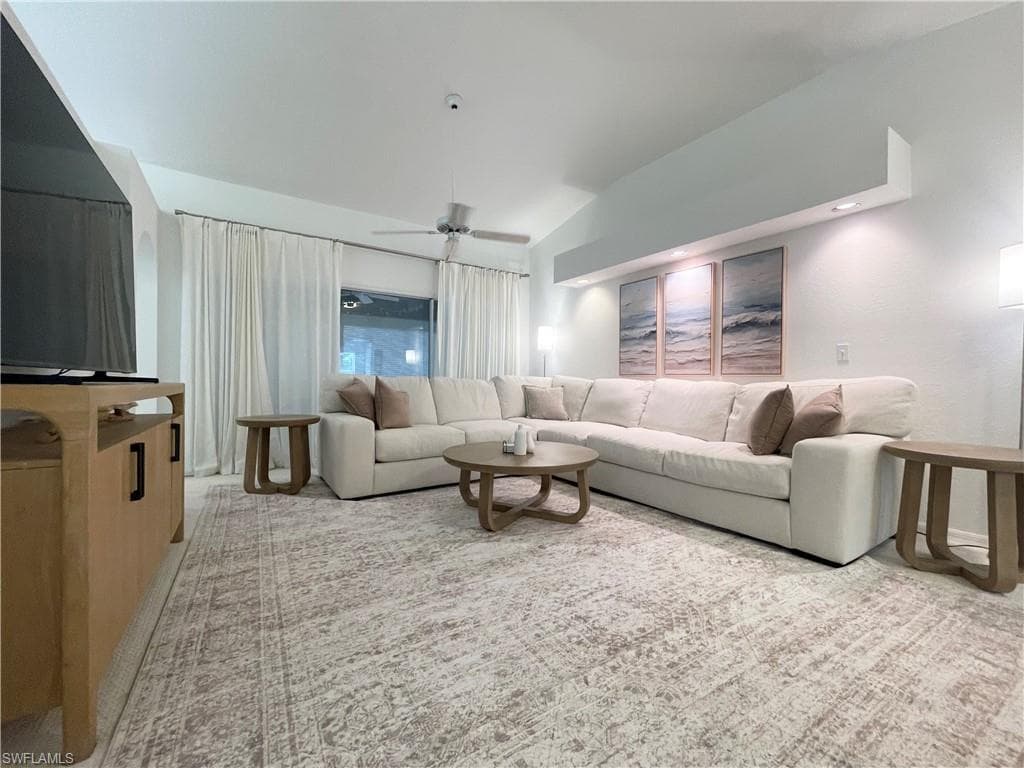 341 Emerald Bay CIR T5-1