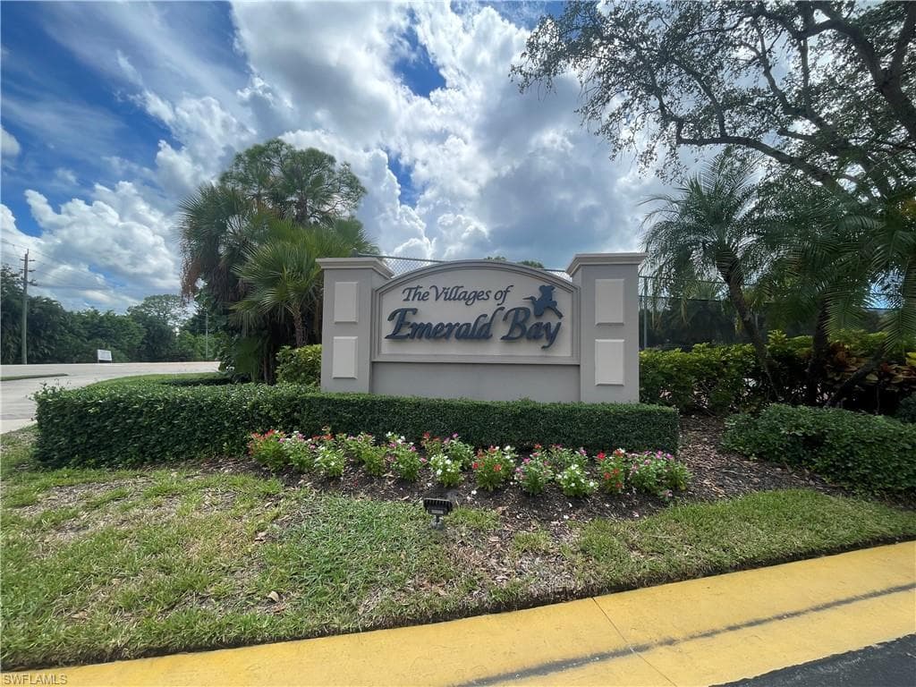 341 Emerald Bay CIR T5-19