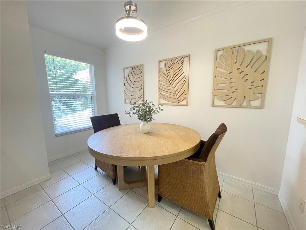 341 Emerald Bay CIR T5-4