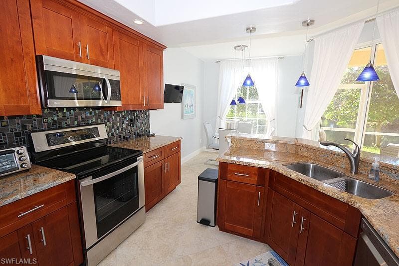 2110 Arielle DR 103-6