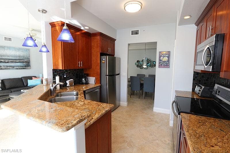 2110 Arielle DR 103-7
