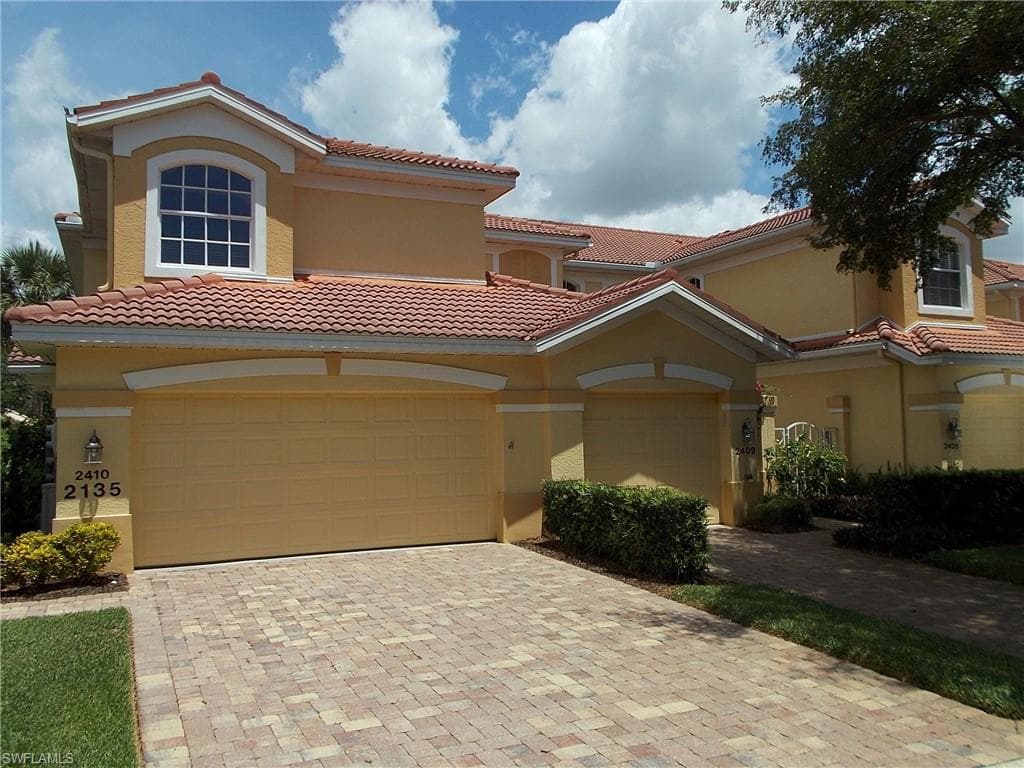 2110 Arielle DR 103-1