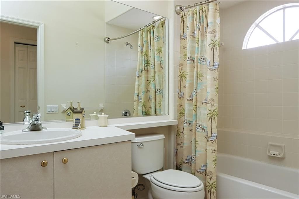 5901 Ashford LN-20