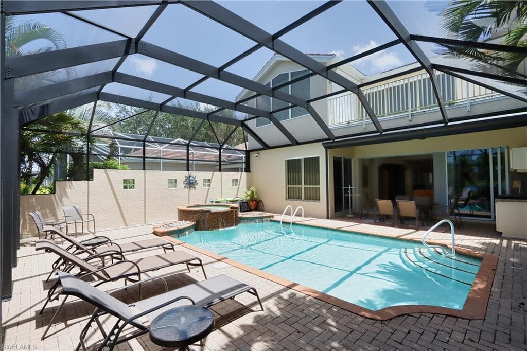 5901 Ashford LN-30