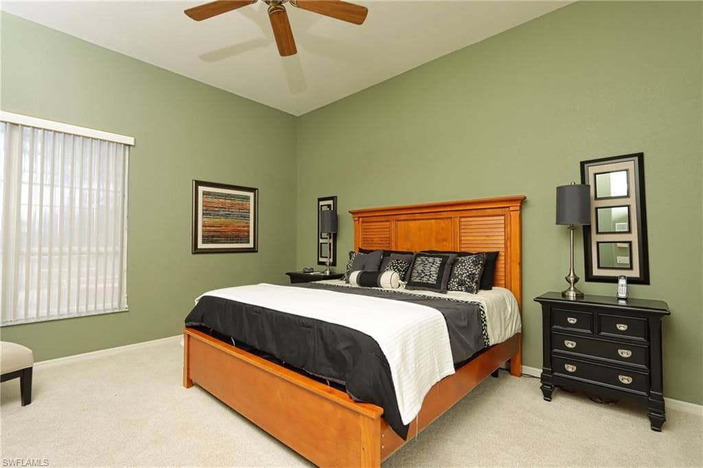 5901 Ashford LN-10