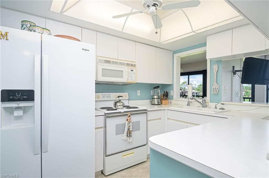 5845 Trailwinds DR 531-7