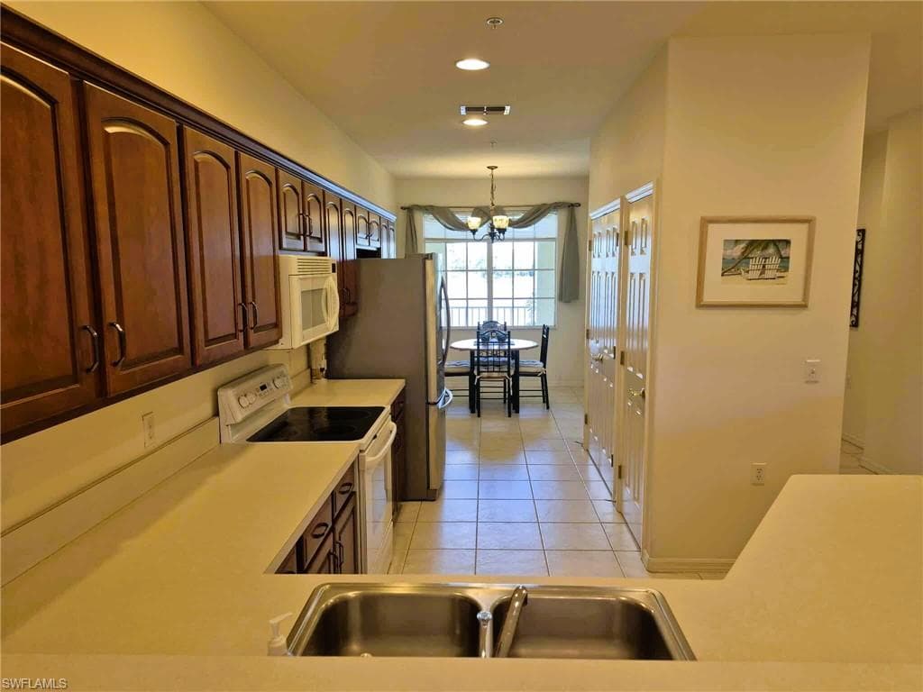 20031 Sanibel View CIR 106-11