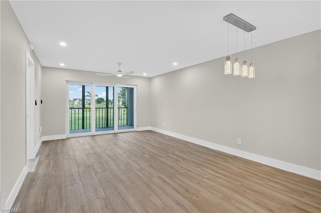 29 High Point CIR E 204-10