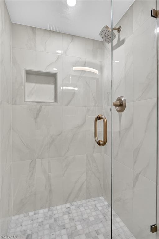29 High Point CIR E 204-21