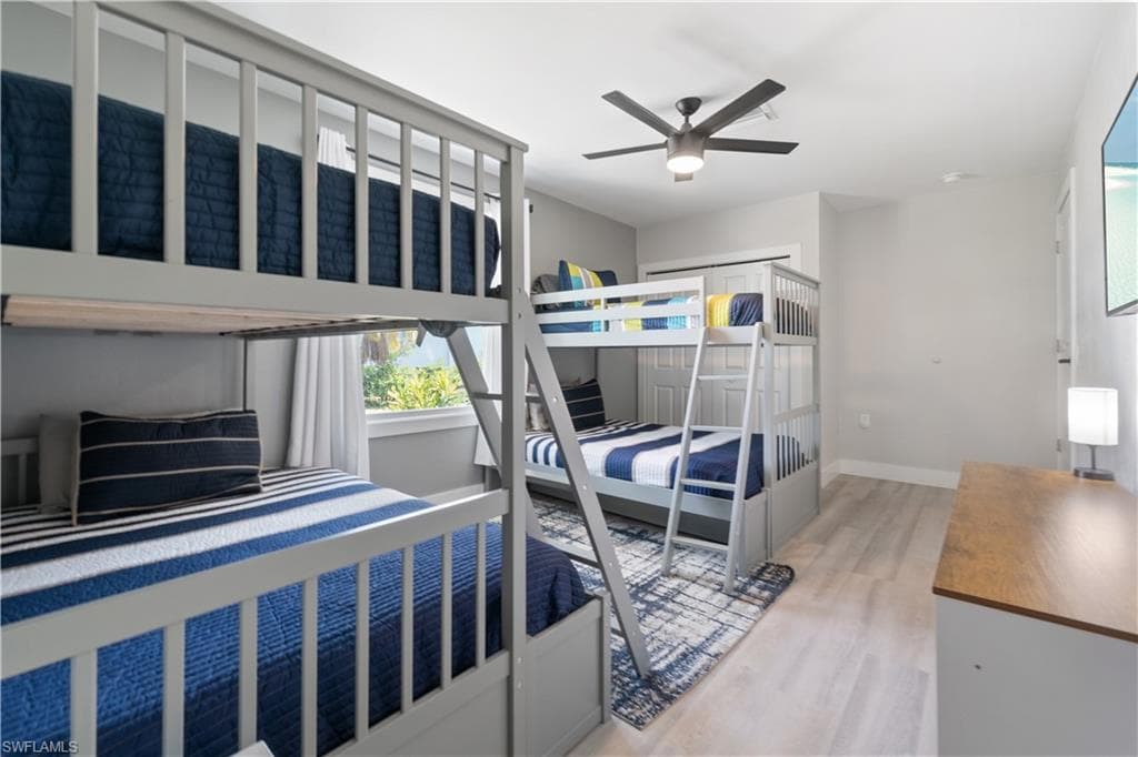 5161 Williams DR-34