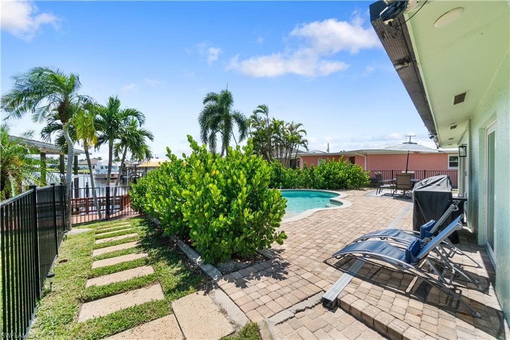 5161 Williams DR-41