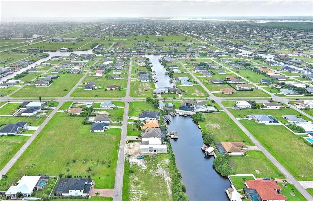1025 NW 35th PL-23