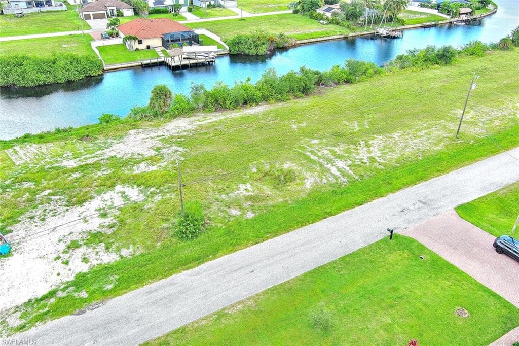 1025 NW 35th PL-13