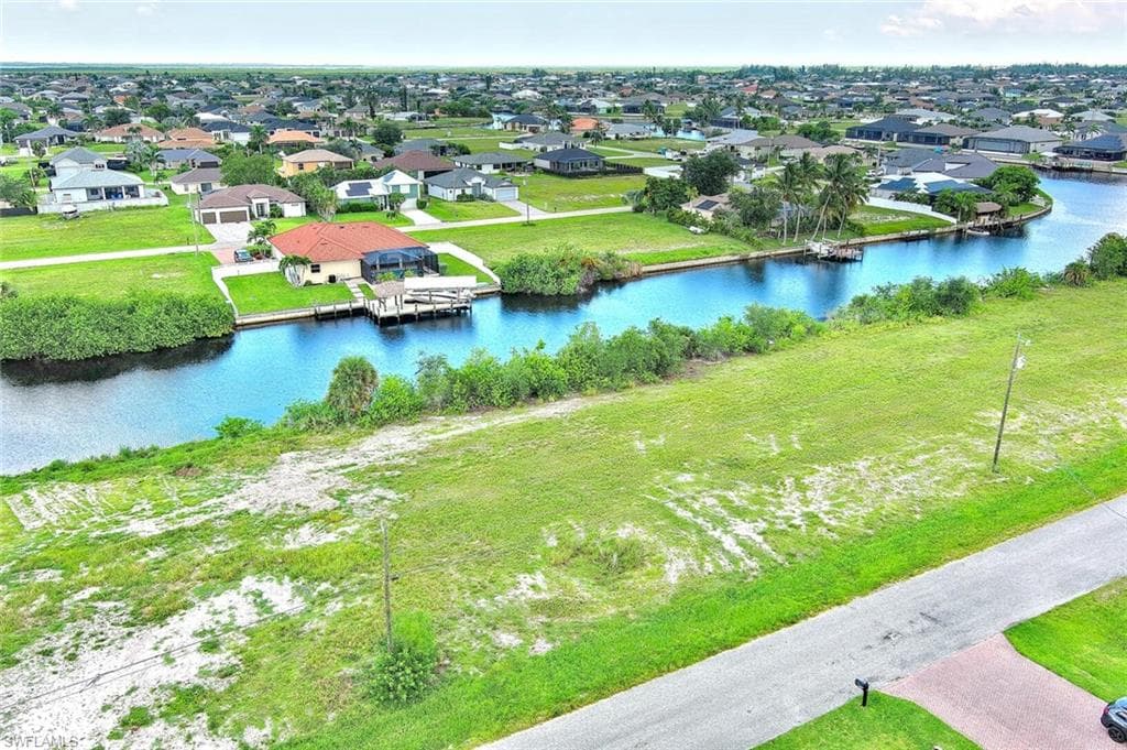 1025 NW 35th PL-12