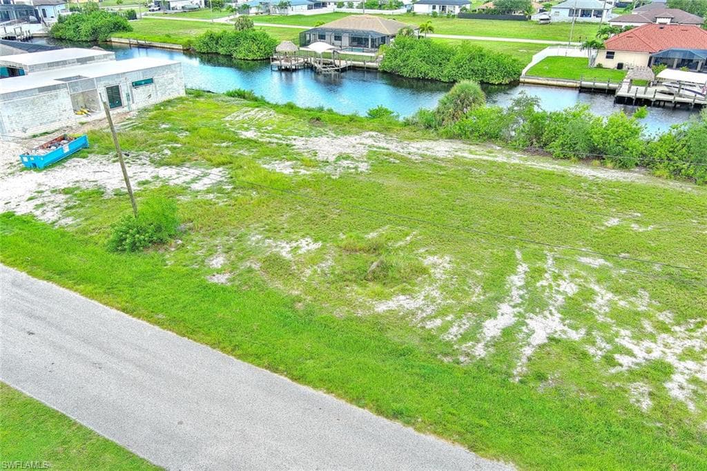 1025 NW 35th PL-7