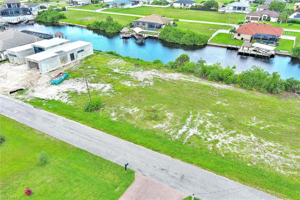 1025 NW 35th PL-9