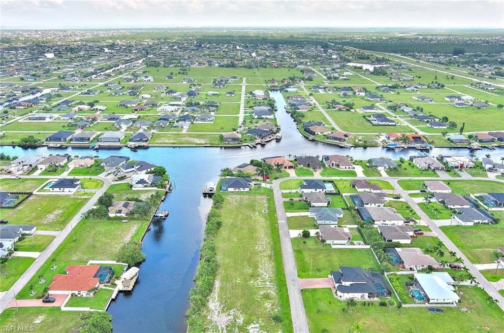 1025 NW 35th PL-21