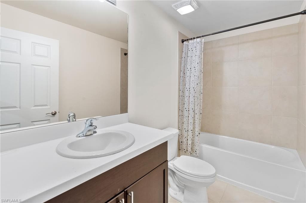15535 Wildflower CIR-19