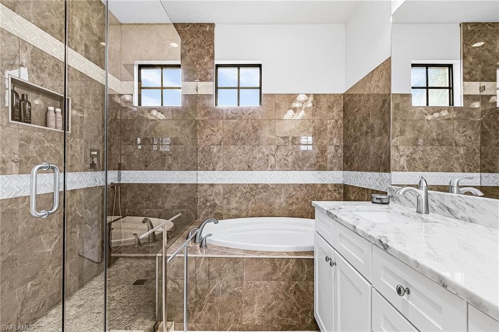 9108 Capistrano ST S 7405-15