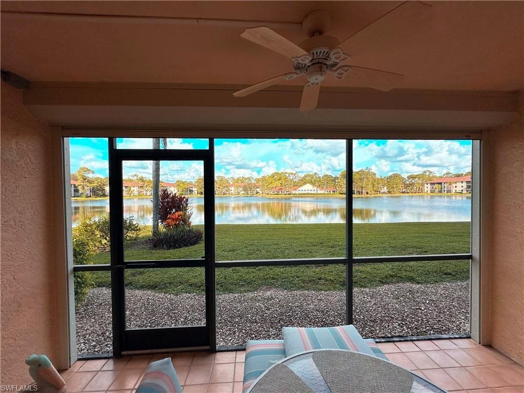 5708 Deauville CIR J101-16