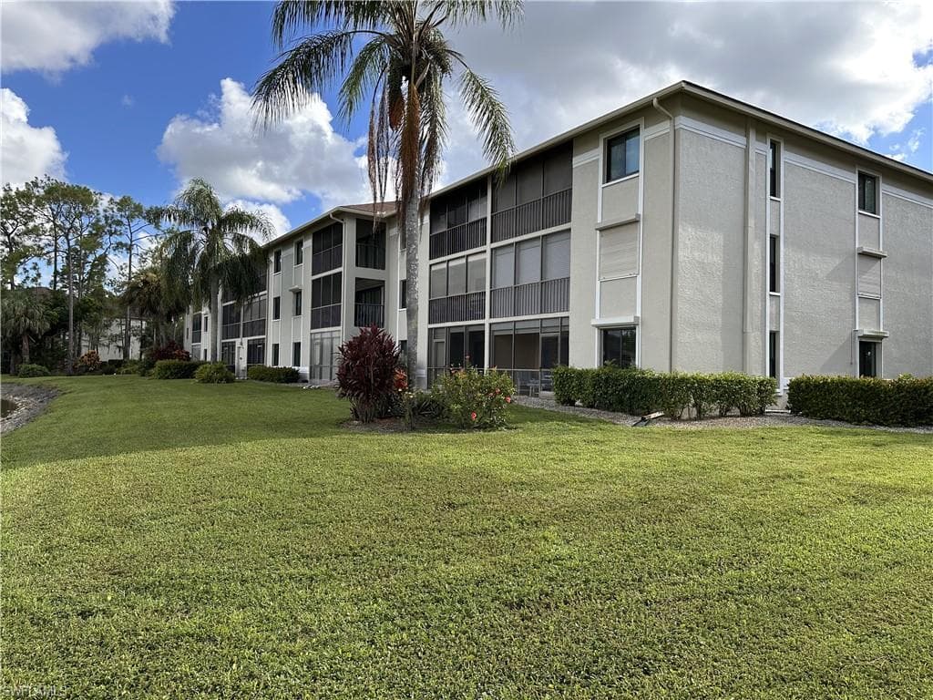 5708 Deauville CIR J101-34