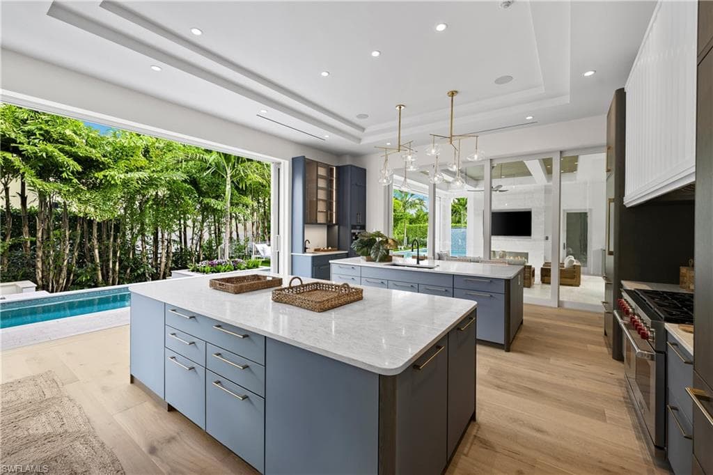 2131 Marina DR-12