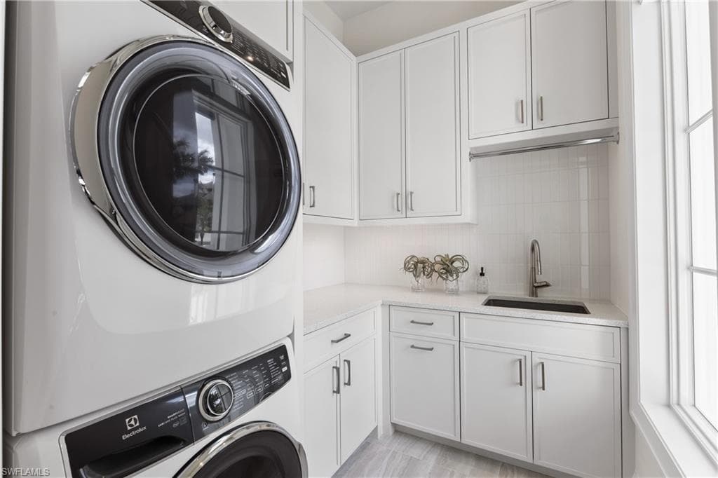 2131 Marina DR-26