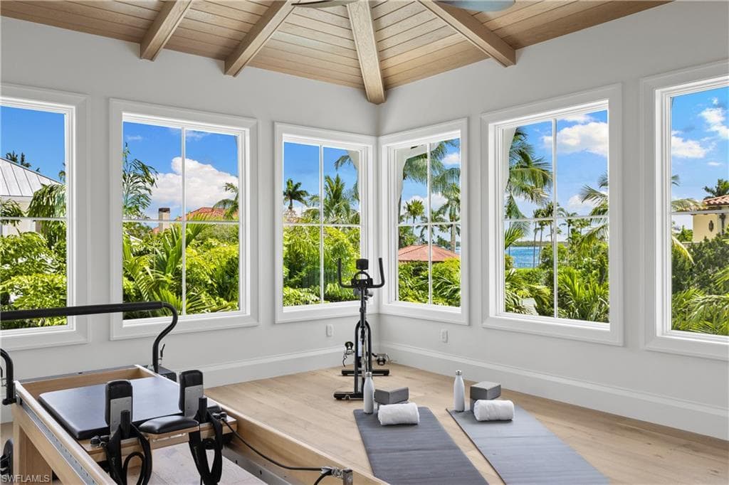 2131 Marina DR-32