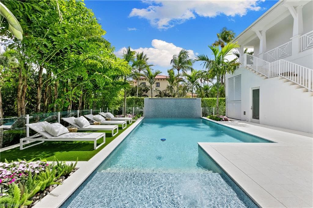2131 Marina DR-15