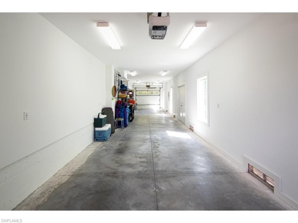 263 10th AVE S-13